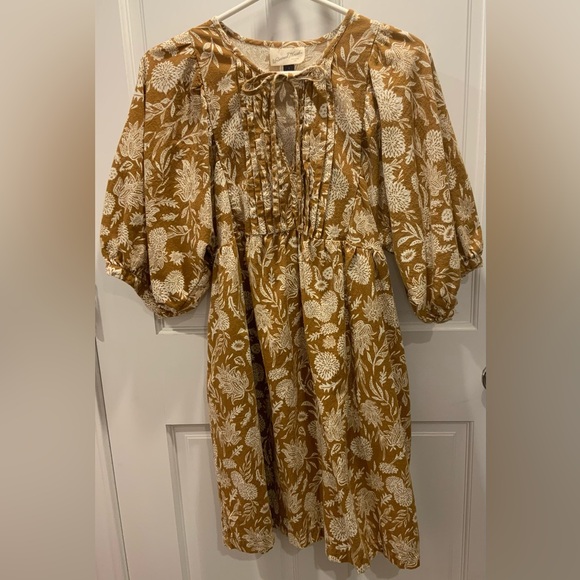 Universal Thread Large 3/4 Puff Sleeve Loose-Fitting Dress - Picture 1 of 6